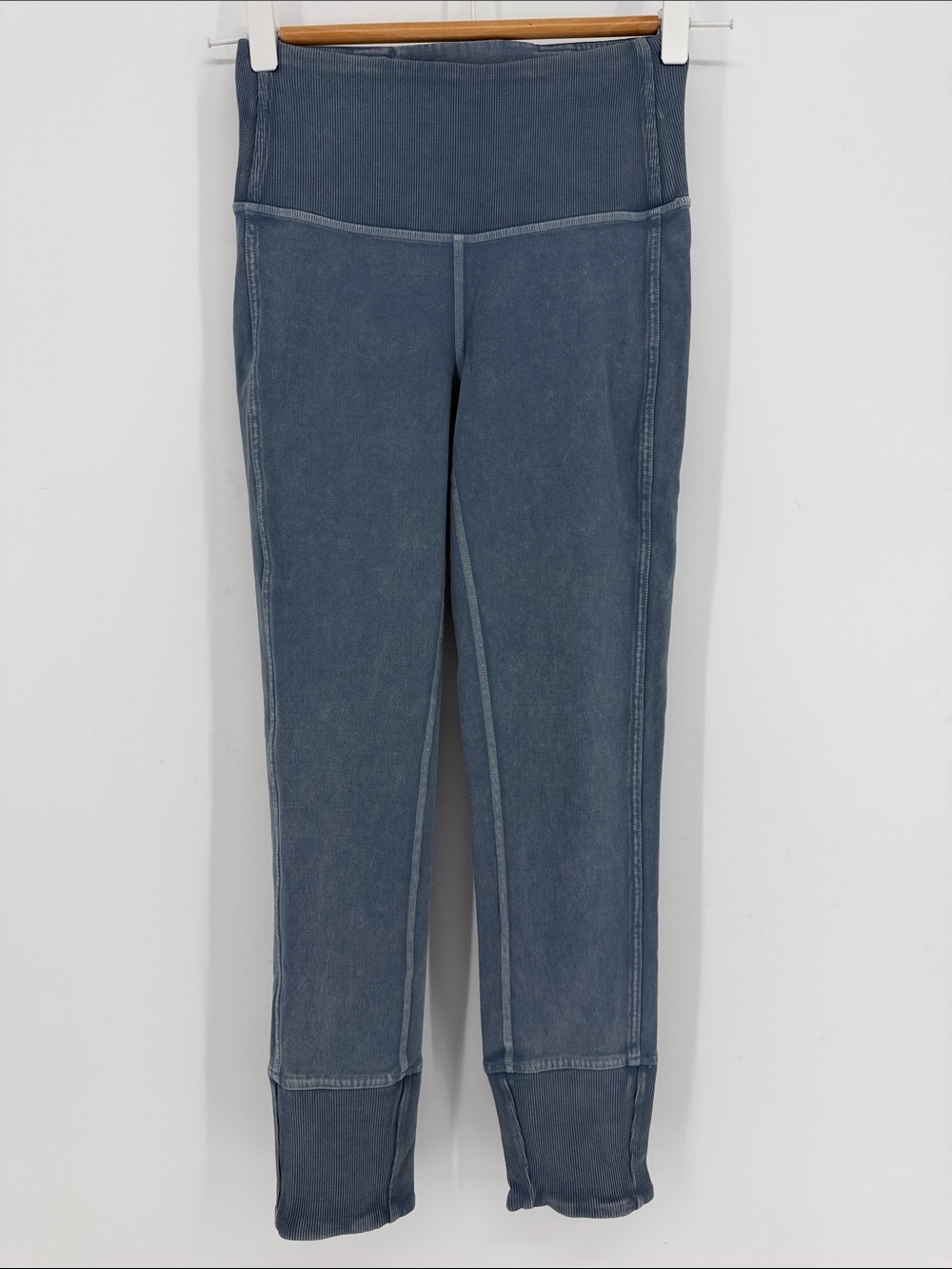 Lululemon Wunder Under Crop 23” Ribbed Washed Moon Blue Size 2 Leggings